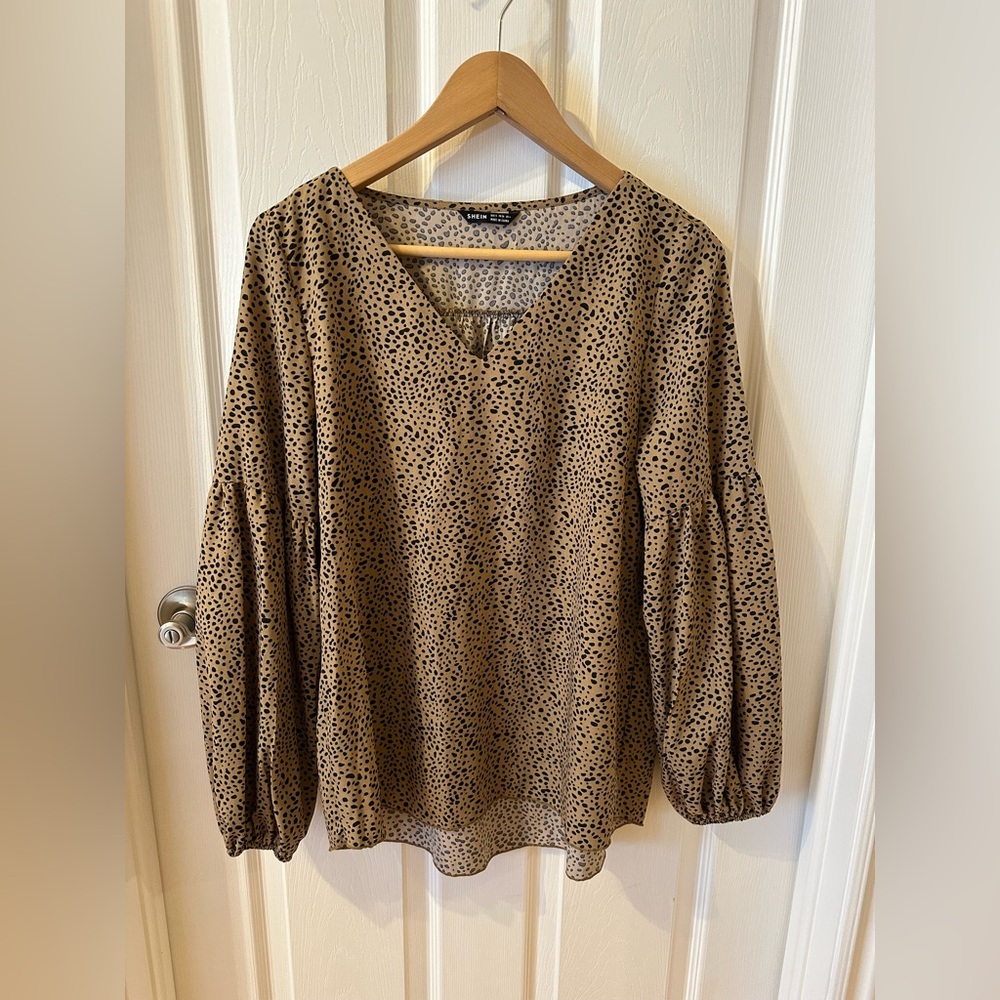 SHEIN Taupe Speckled Balloon-Sleeve V-Neck Blouse